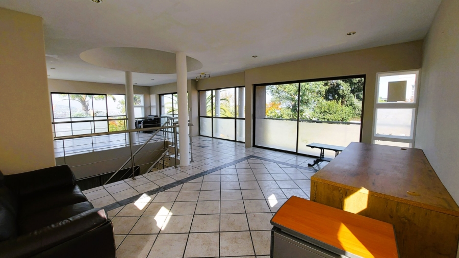 10 Bedroom Property for Sale in Montclair Western Cape